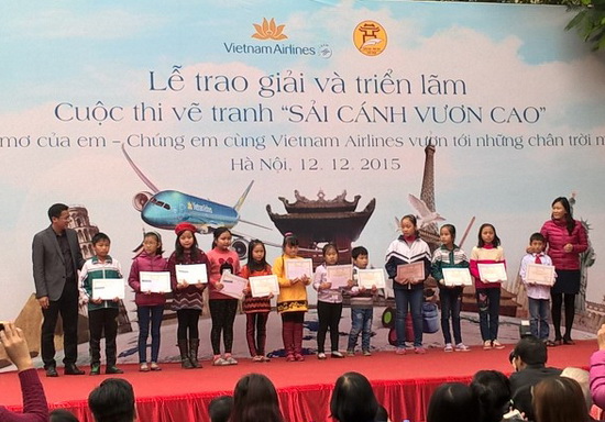 Khai mạc và triển lãm cuộc thi vẽ tranh “Sải cánh vươn cao” ảnh 1